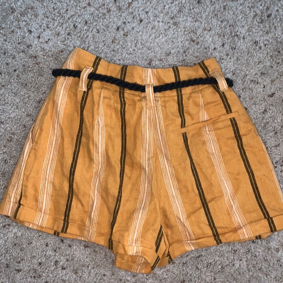 Mustard & black shorts - Picture 3 of 3